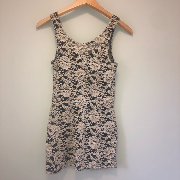 Piko 1988 Lace Tank - Picture 3 of 4